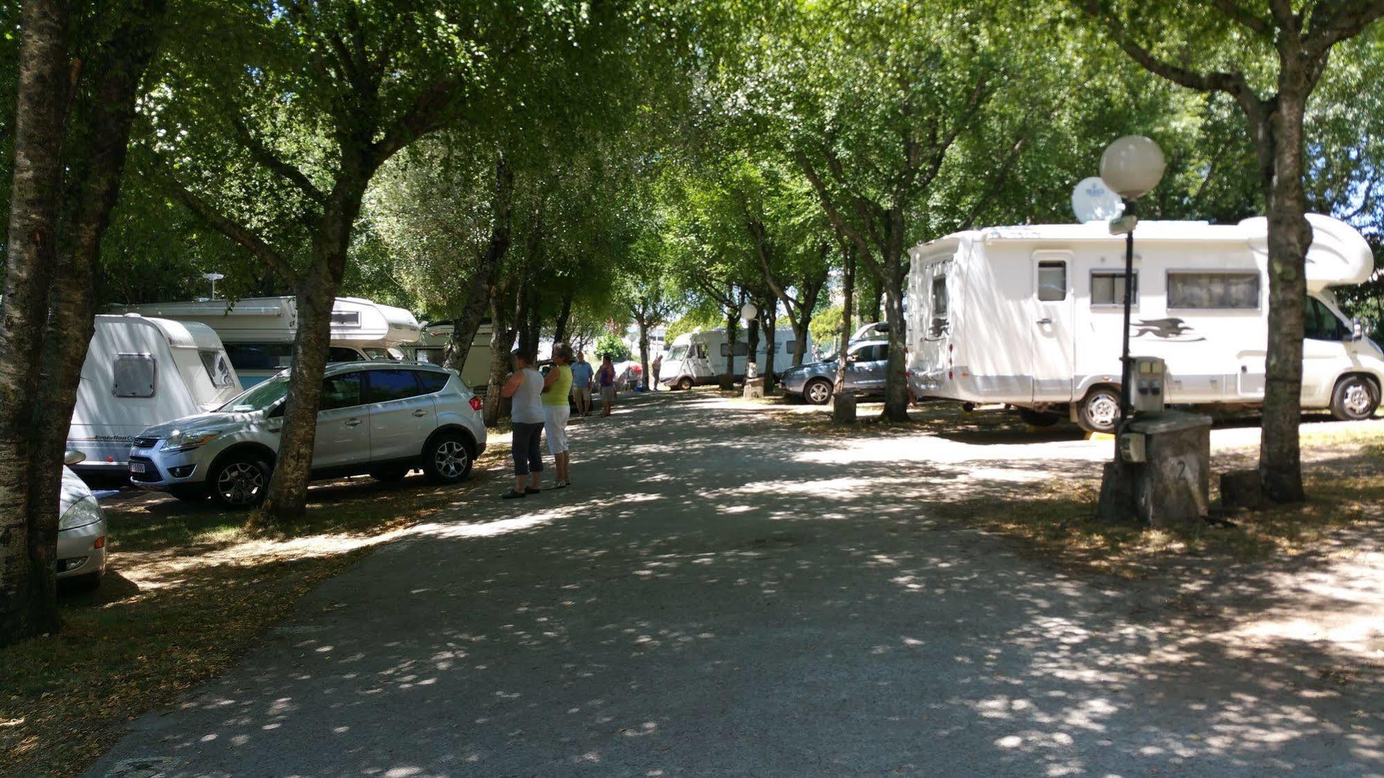 סנטיאגו דה קומפוסטלה Camping As Cancelas מראה חיצוני תמונה