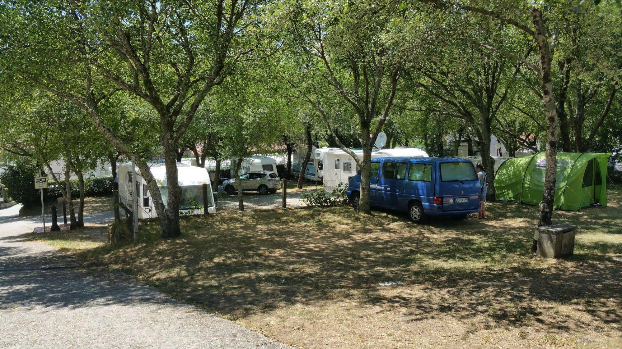 סנטיאגו דה קומפוסטלה Camping As Cancelas מראה חיצוני תמונה